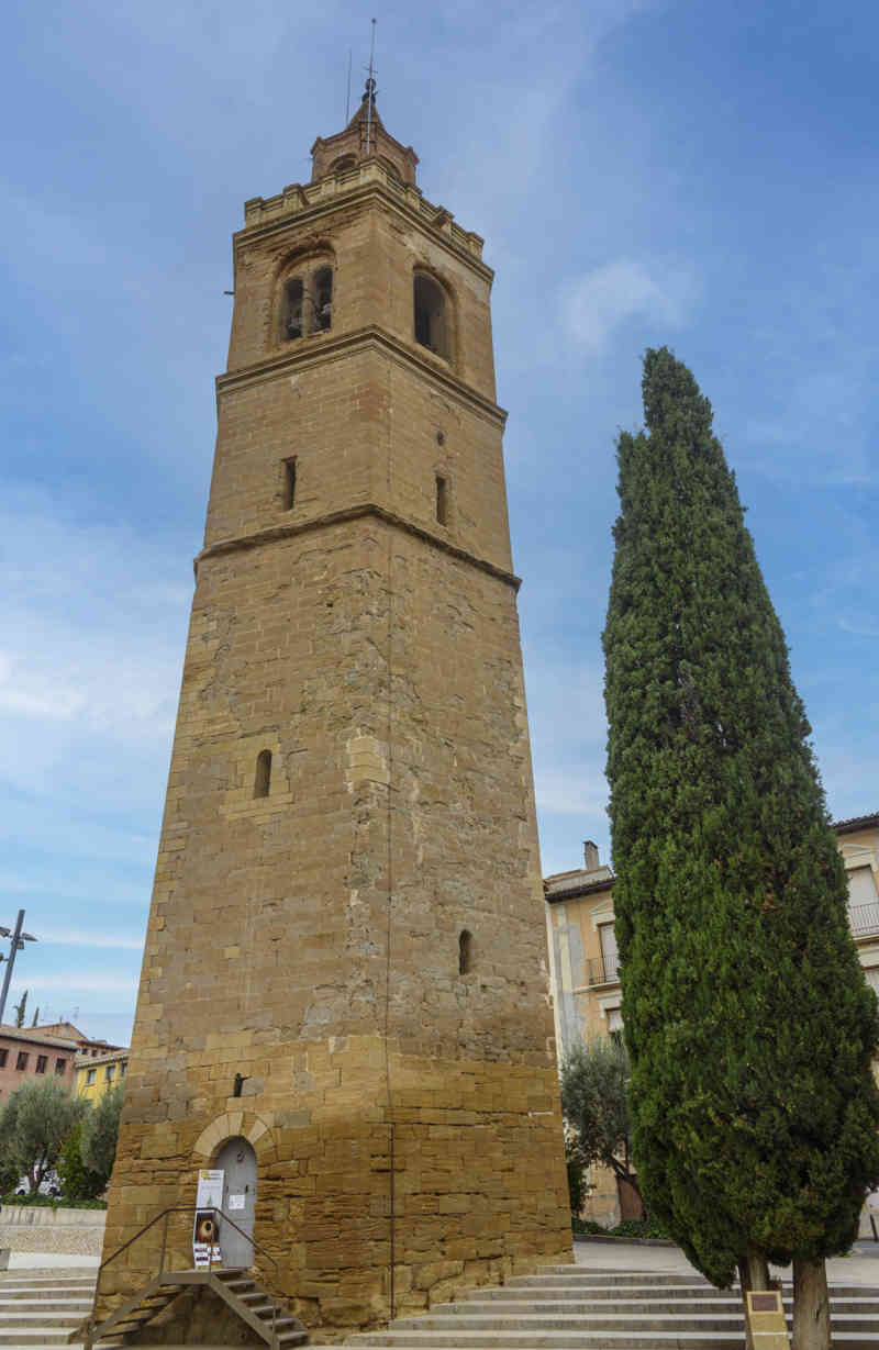 Huesca - Barbastro 15 - catedral de Santa María de la Asunción - campanario.jpg